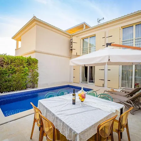 Medea In Vabriga - Haus Fuer 4 Personen Villa Tar-Vabriga