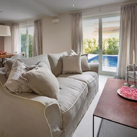 Medea In Vabriga - Haus Fuer 4 Personen